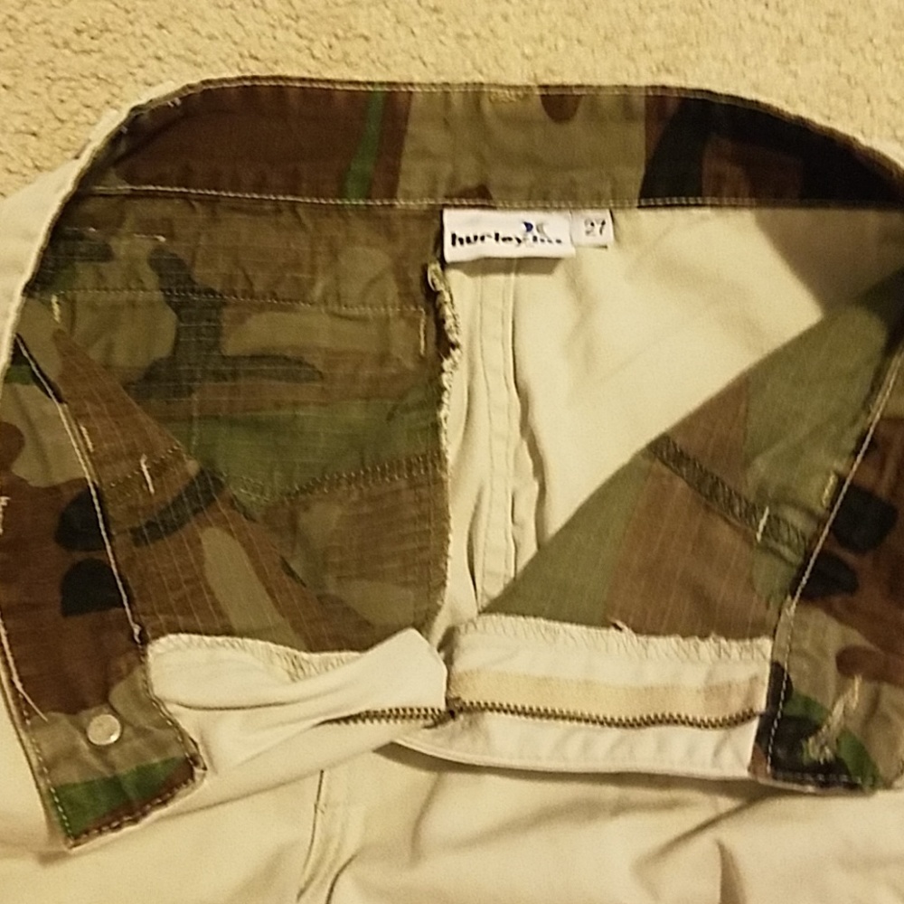Short/Hurley. ' - Picture 6 of 6